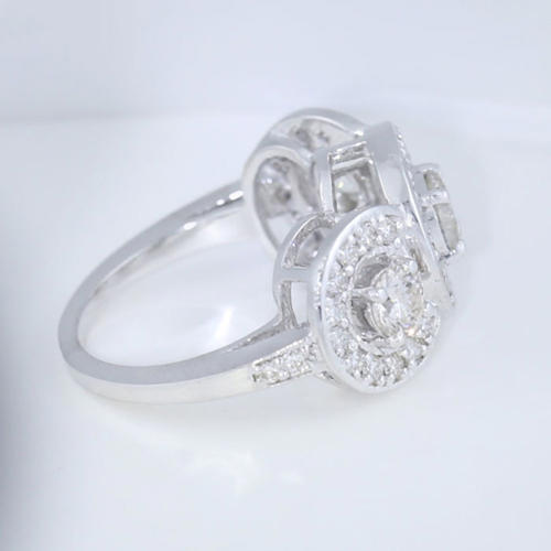 14 K White Gold Designer 3 Solitaire Diamond Ring