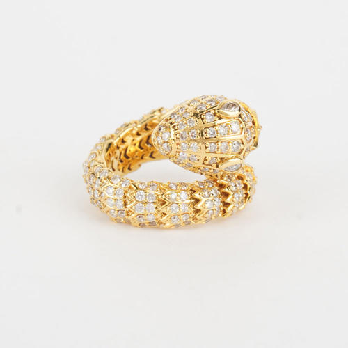 14 K / 585 Yellow Gold Bvlgari style Serpenti Diamond Ring