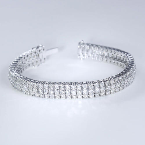 14 K / 585 White Gold 3 Line Diamond Tennis Bracelet