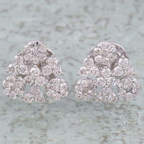 IGI Certified 18 K / 750 White Gold Diamond Earrings