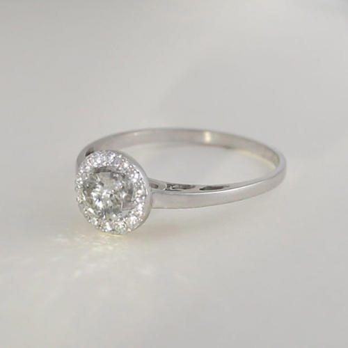 14 K / 585 White Gold Solitaire Diamond Ring