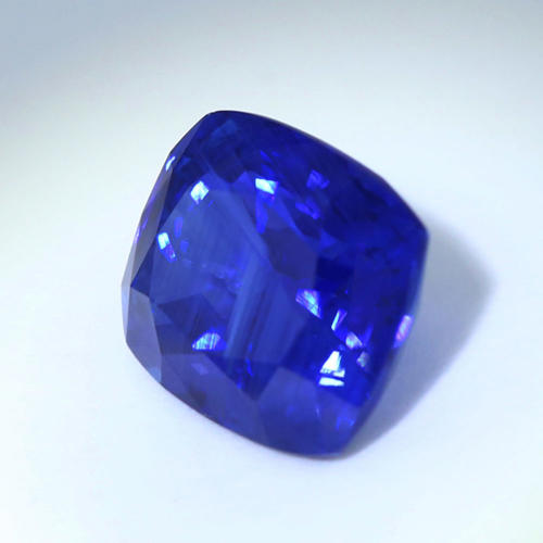 IGI Certified 4.59 ct. Royal Blue Sapphire - SRI LANKA
