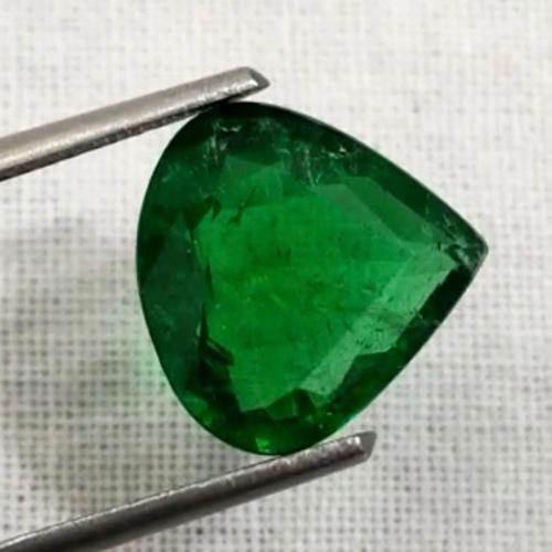 IGI Certified 4.56 ct. Natural Emerald - ZAMBIA