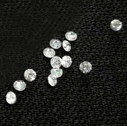 Set of 13 - 0.13 ct. Round Brilliant Diamonds UNTREATED