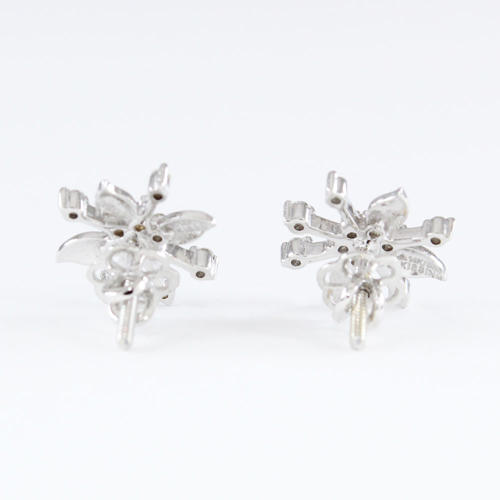 14 K / 585 White Gold Diamond Earring Studs - 0.76 ct.