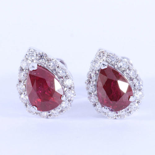 14 K / 585 White Gold Diamond and Ruby Earrings - 2.53 ct.