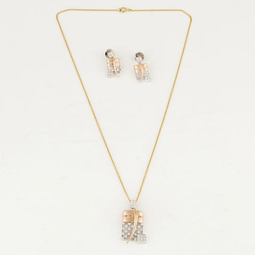 IGI 14 K / 585 Rose Gold Diamond Pendant Necklace & Earrings