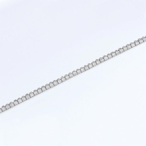 IGI Cert. 14 K White Gold Tennis Bracelet with Diamonds